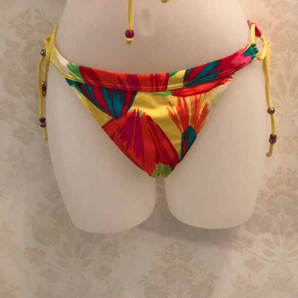 Tropical 🌴 Bikini 👙 Top-L Bottoms-M - Picture 4 of 5